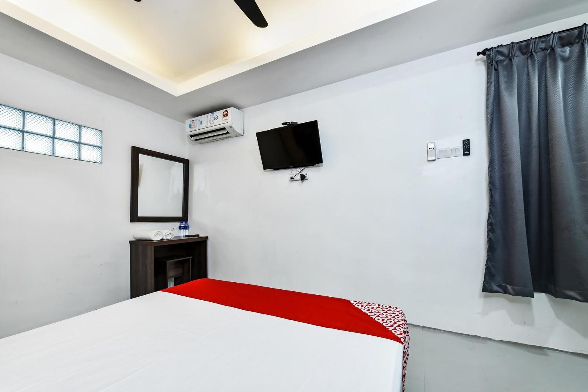 Usima Forest Resort Ayer Keroh Exterior photo