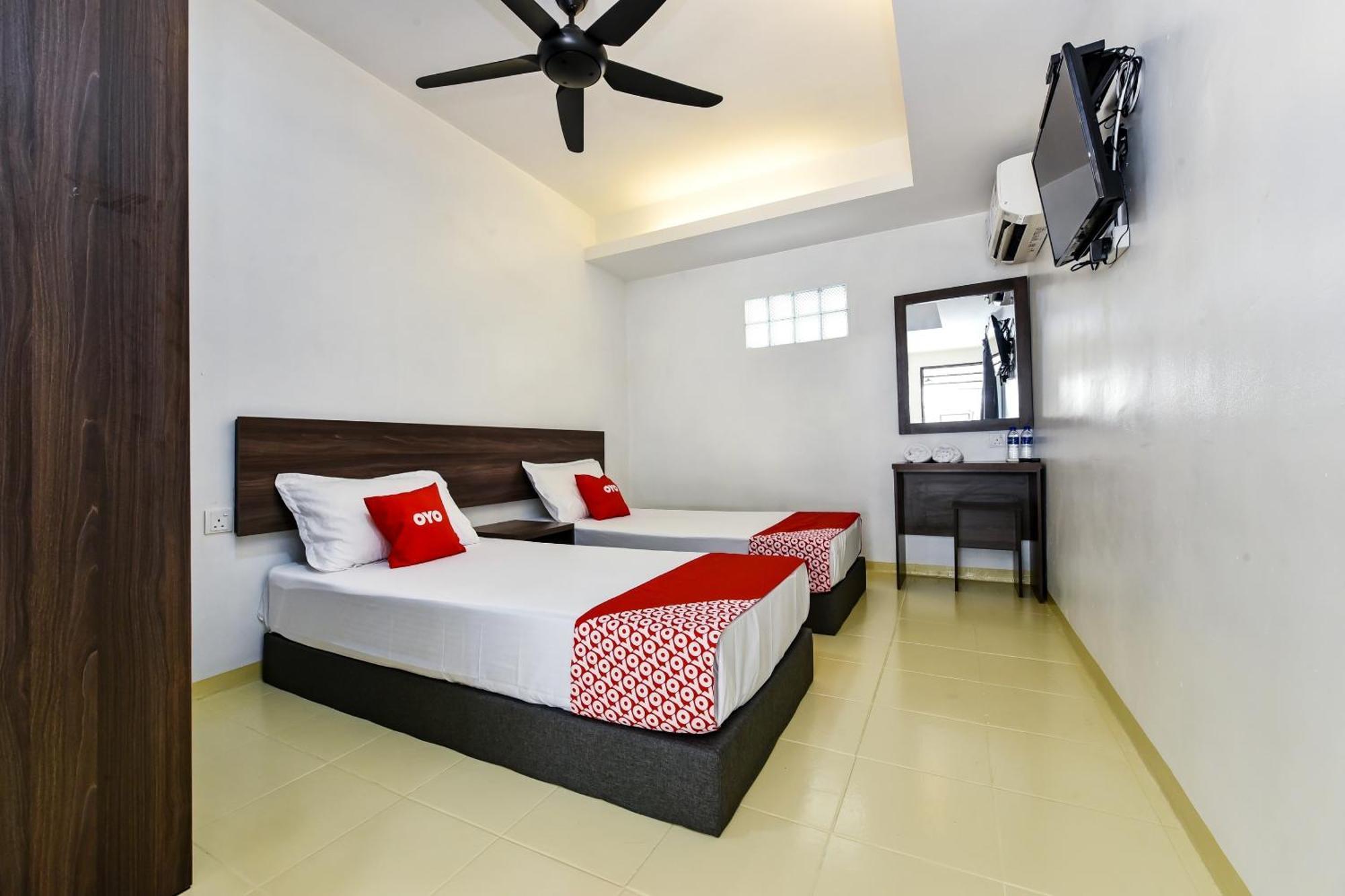 Usima Forest Resort Ayer Keroh Exterior photo