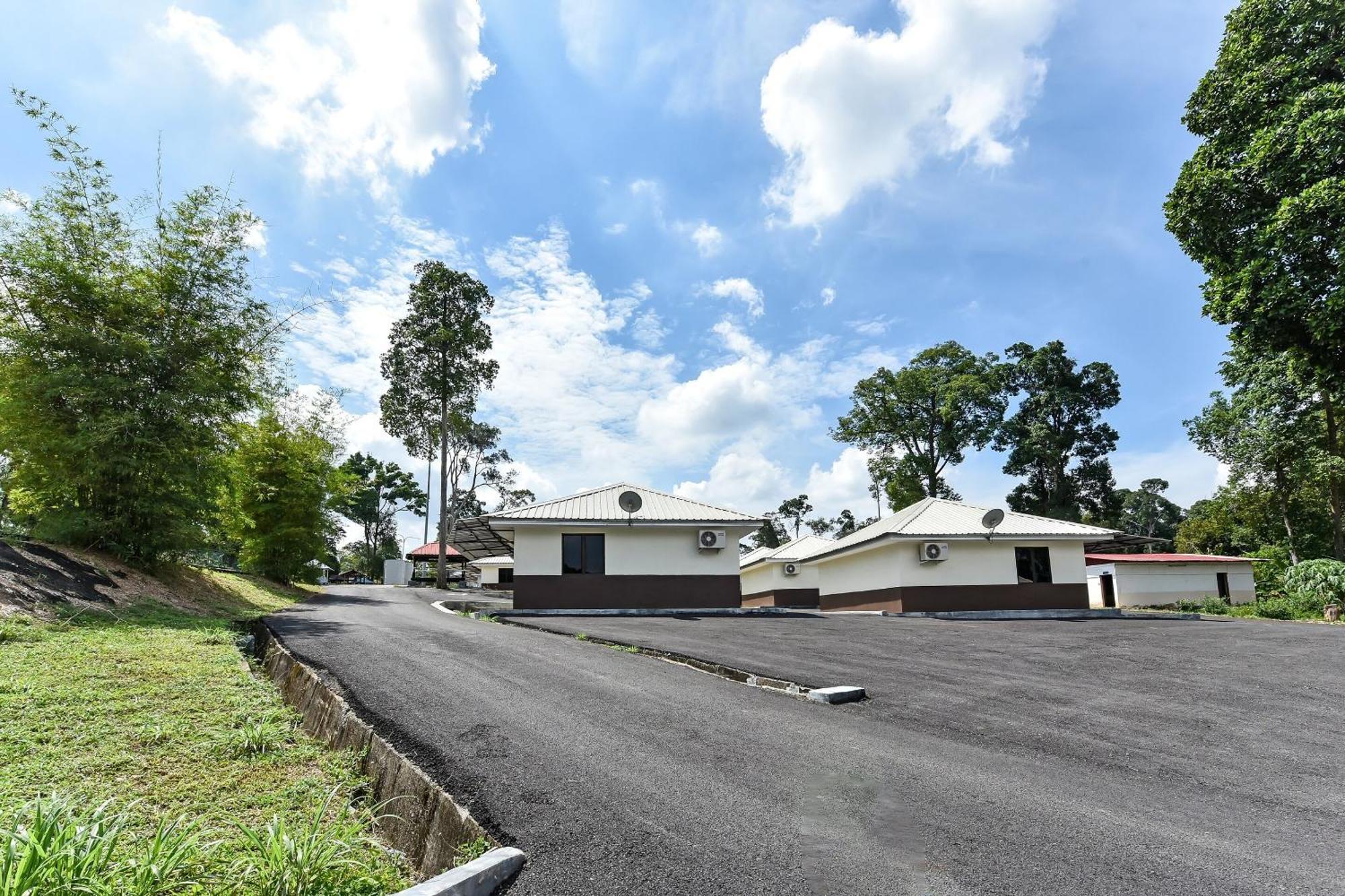 Usima Forest Resort Ayer Keroh Exterior photo